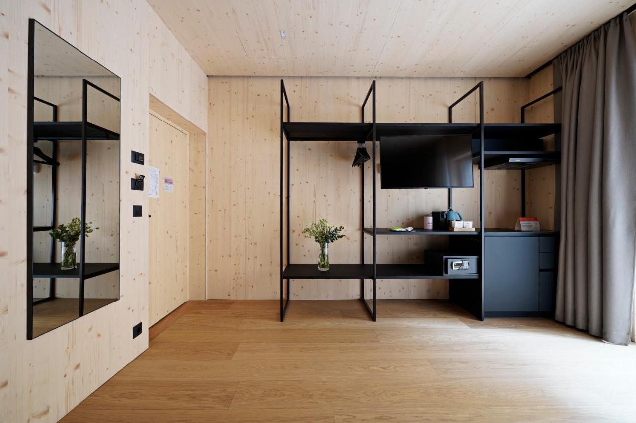 Numa L Wood Rooms & Apartments Виена Екстериор снимка